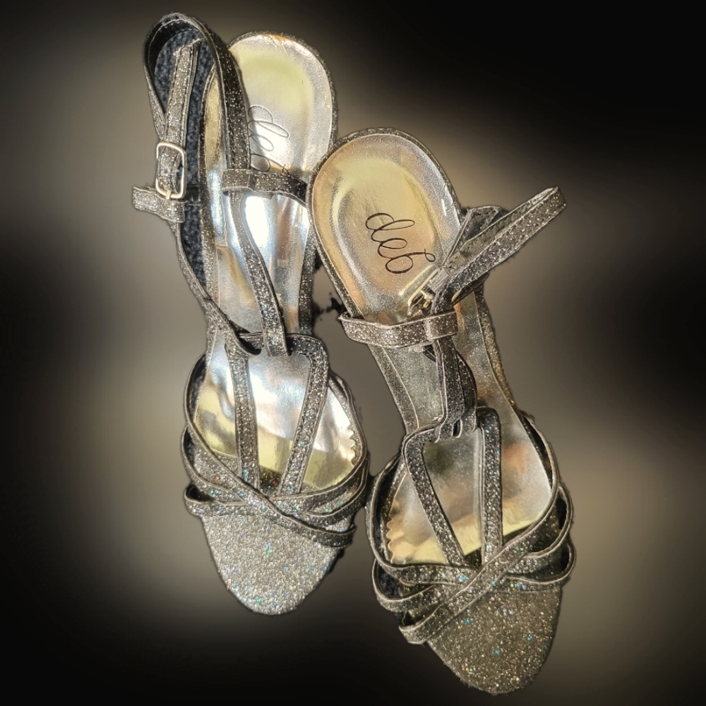 Sparkling black heeled sandels